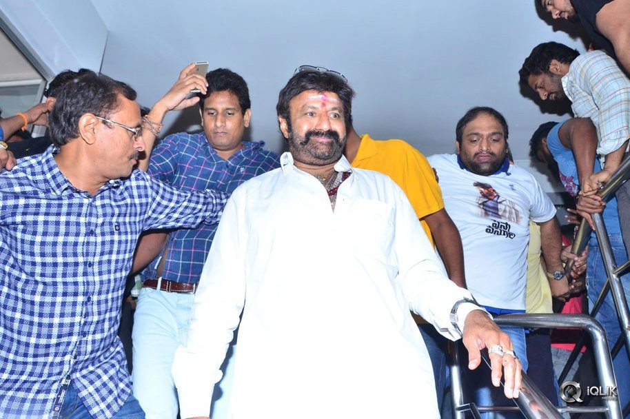 Balakrishna-Watches-Paisa-Vasool-Movie-at-Bramaramba-Theatre